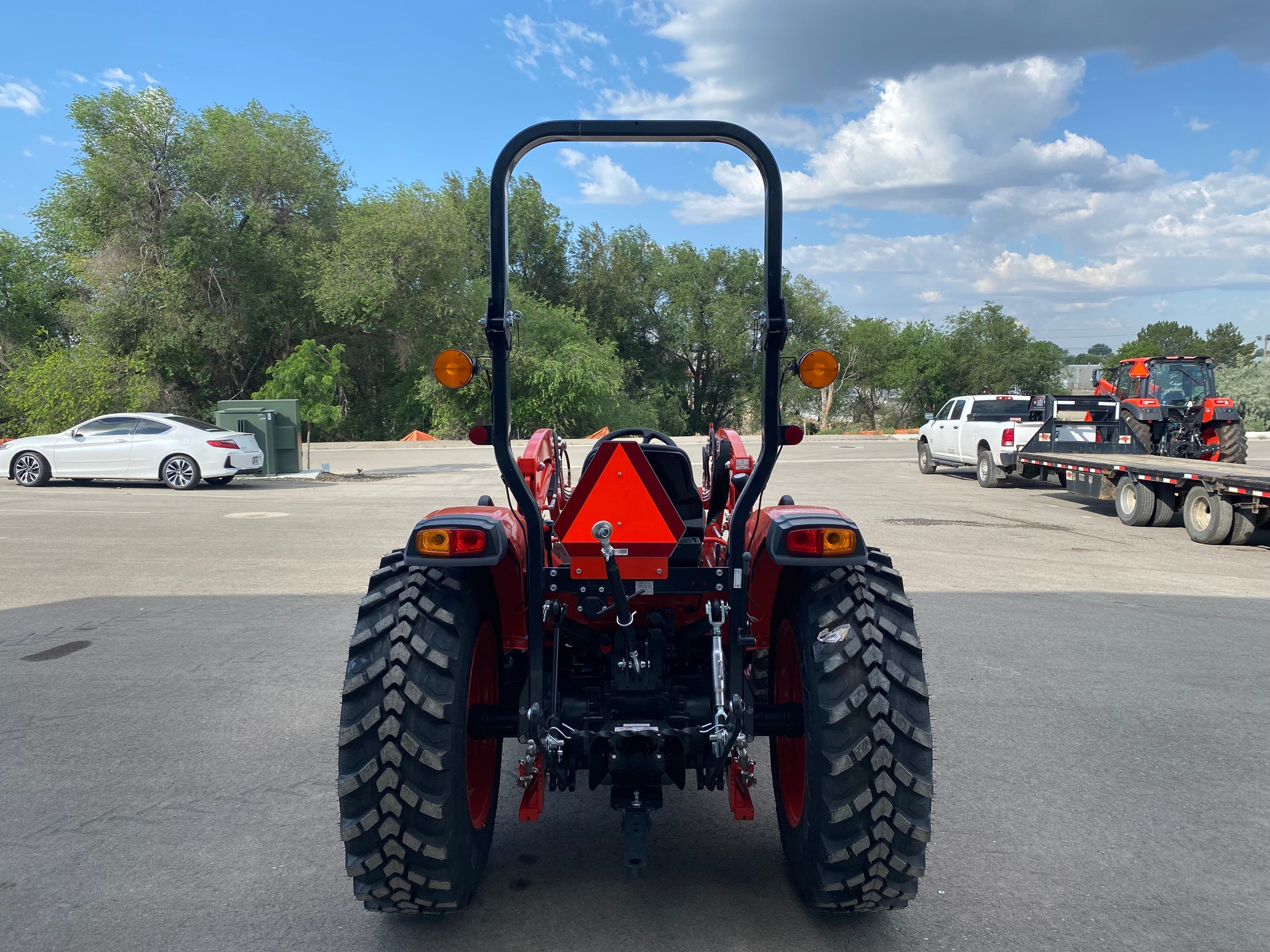 New KIOTI DK4720SE HST Open Cab Tractor- 0% FINANCING AVAILABLE