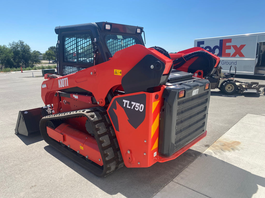 KIOTI TL-750 SKID STEER **0% FINANCING AVAILABLE**