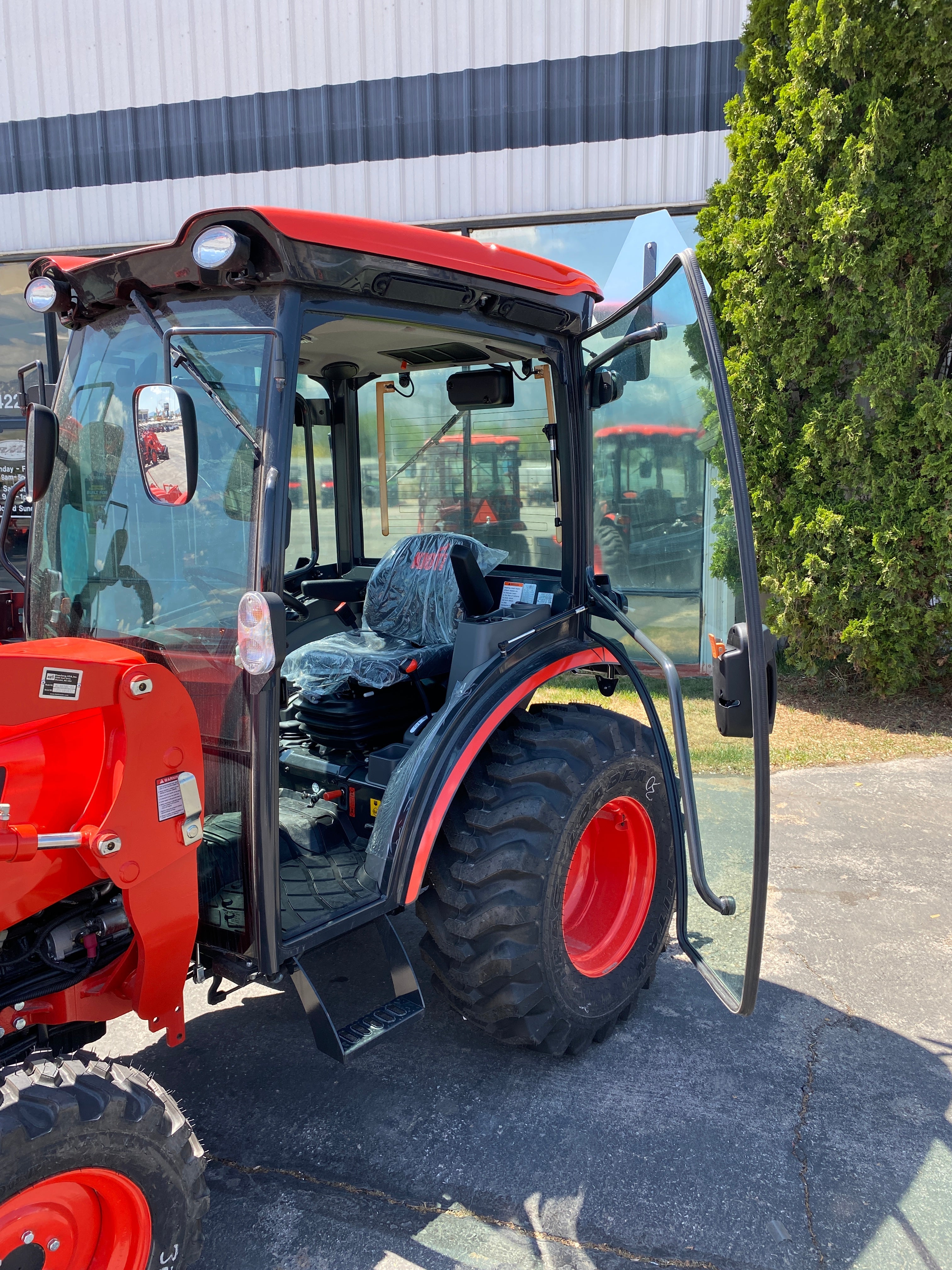 KIOTI CK3520SE HST Cab *** 0% financing available***