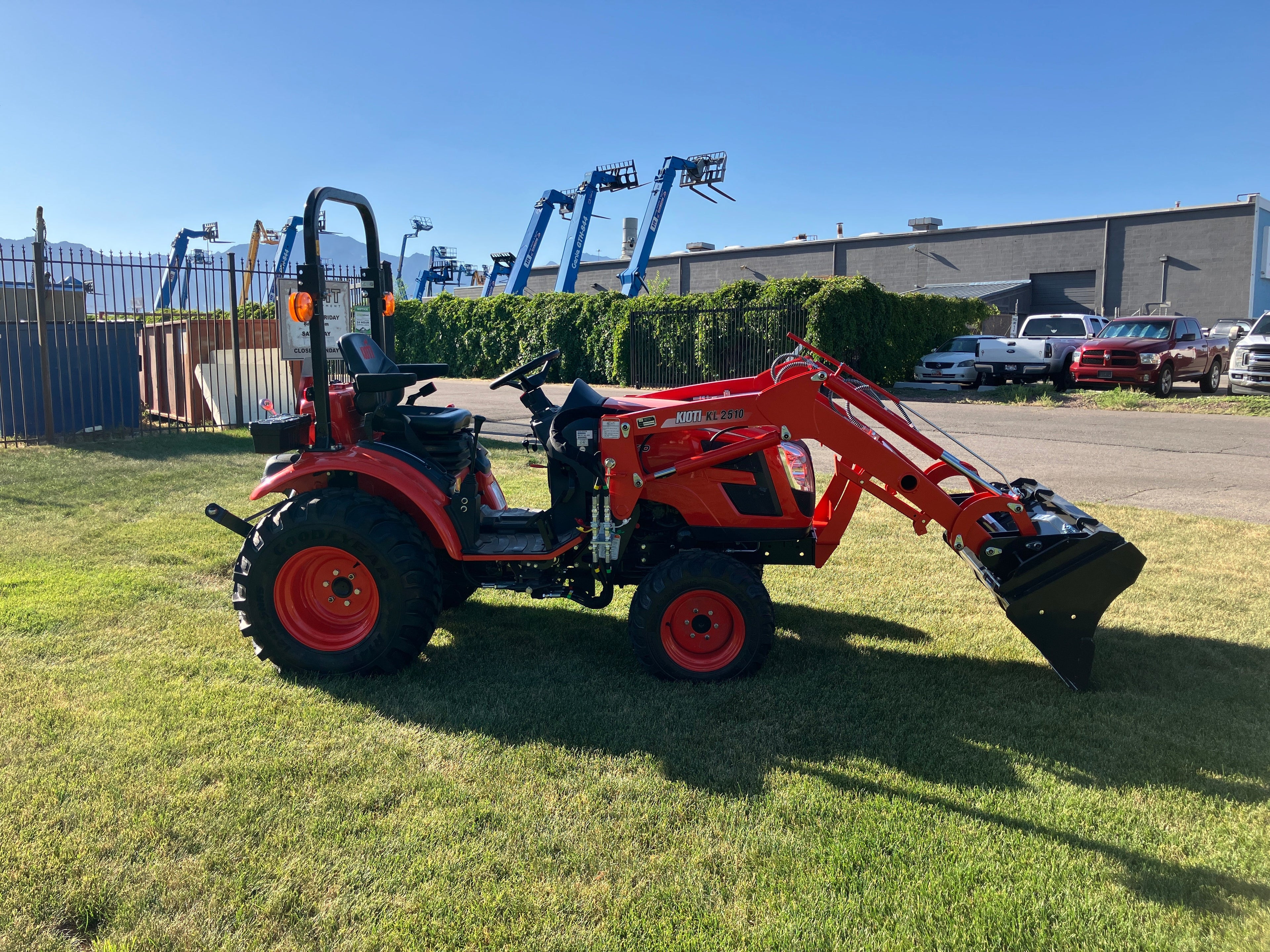 2025 KIOTI CX2510 hst