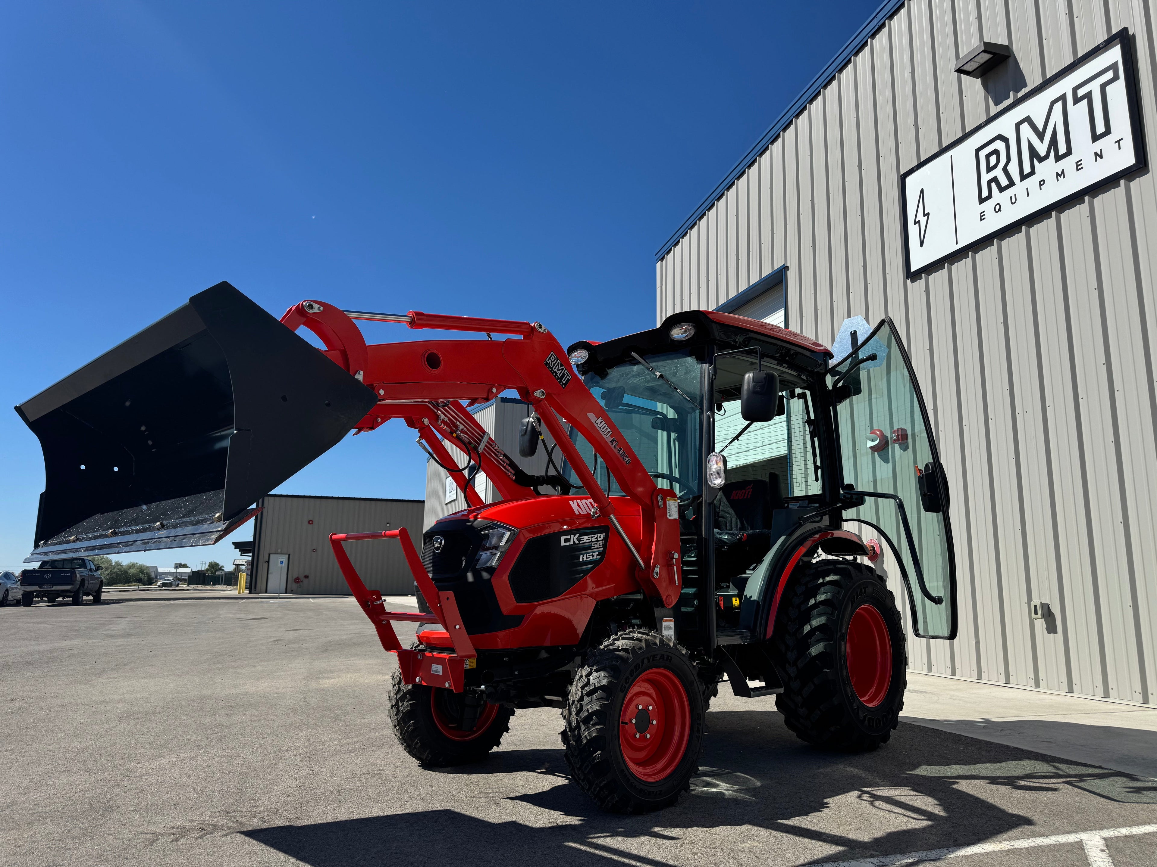 KIOTI CK3520SEHCB**0%FINANCING AVAILABLE**