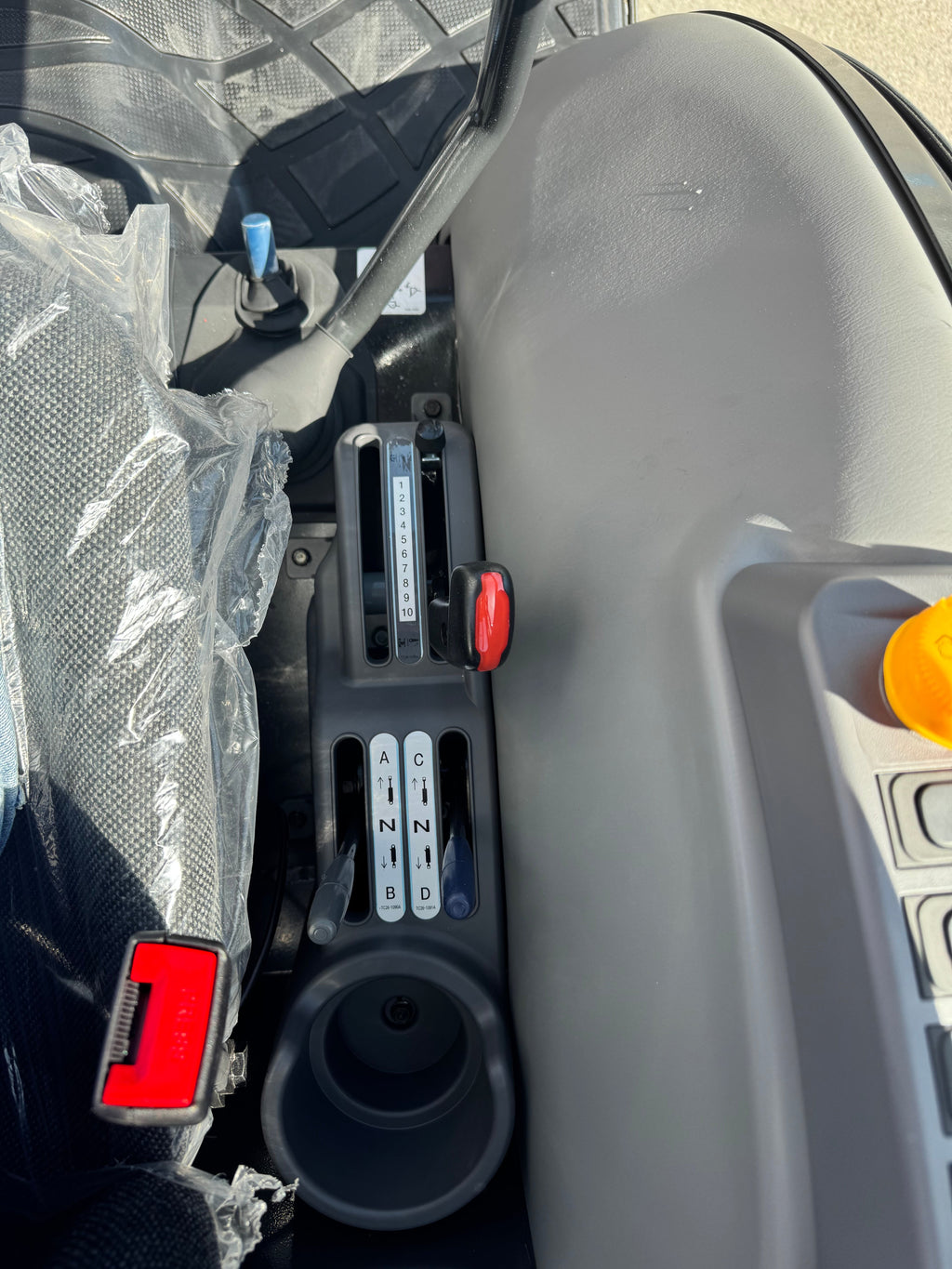 KIOTI CK3520SEHCB**0%FINANCING AVAILABLE**