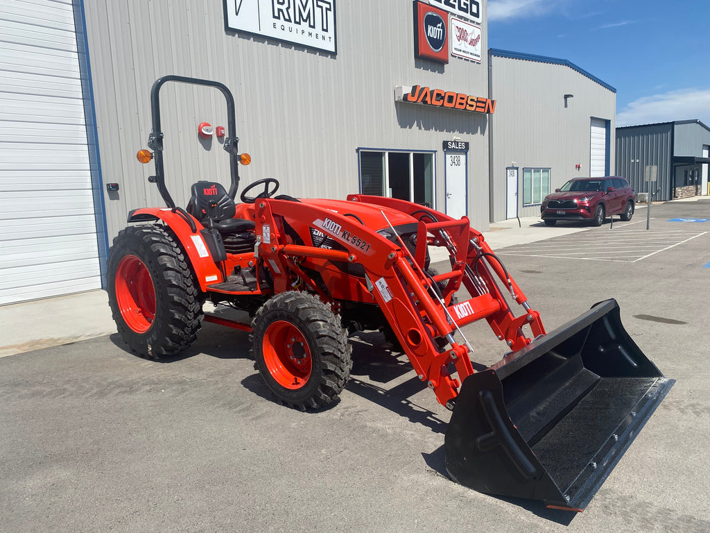 KIOTI DK5320SE HST **0% FINANCING AVAILABLE**