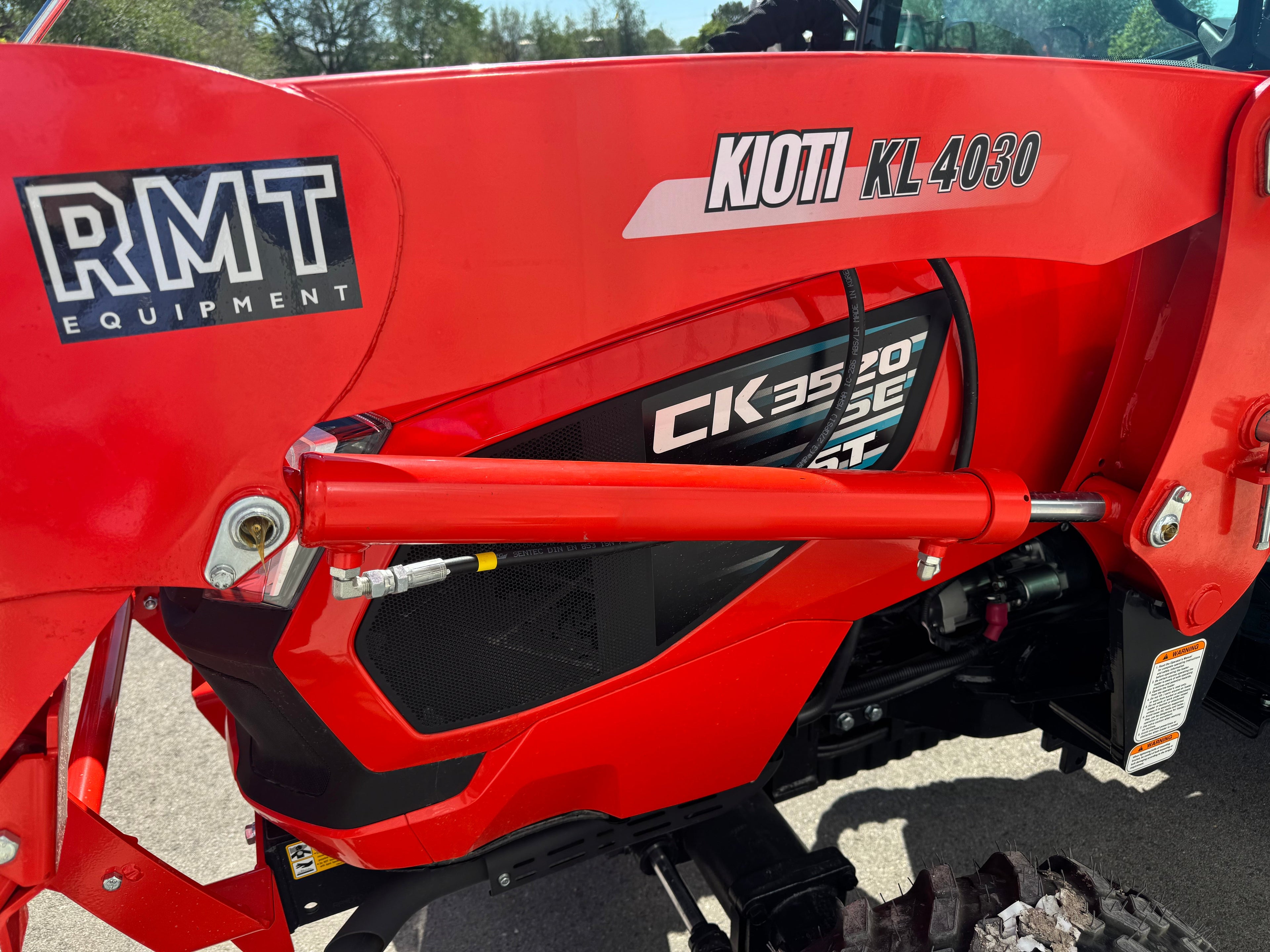 KIOTI CK3520SEHCB**0%FINANCING AVAILABLE**