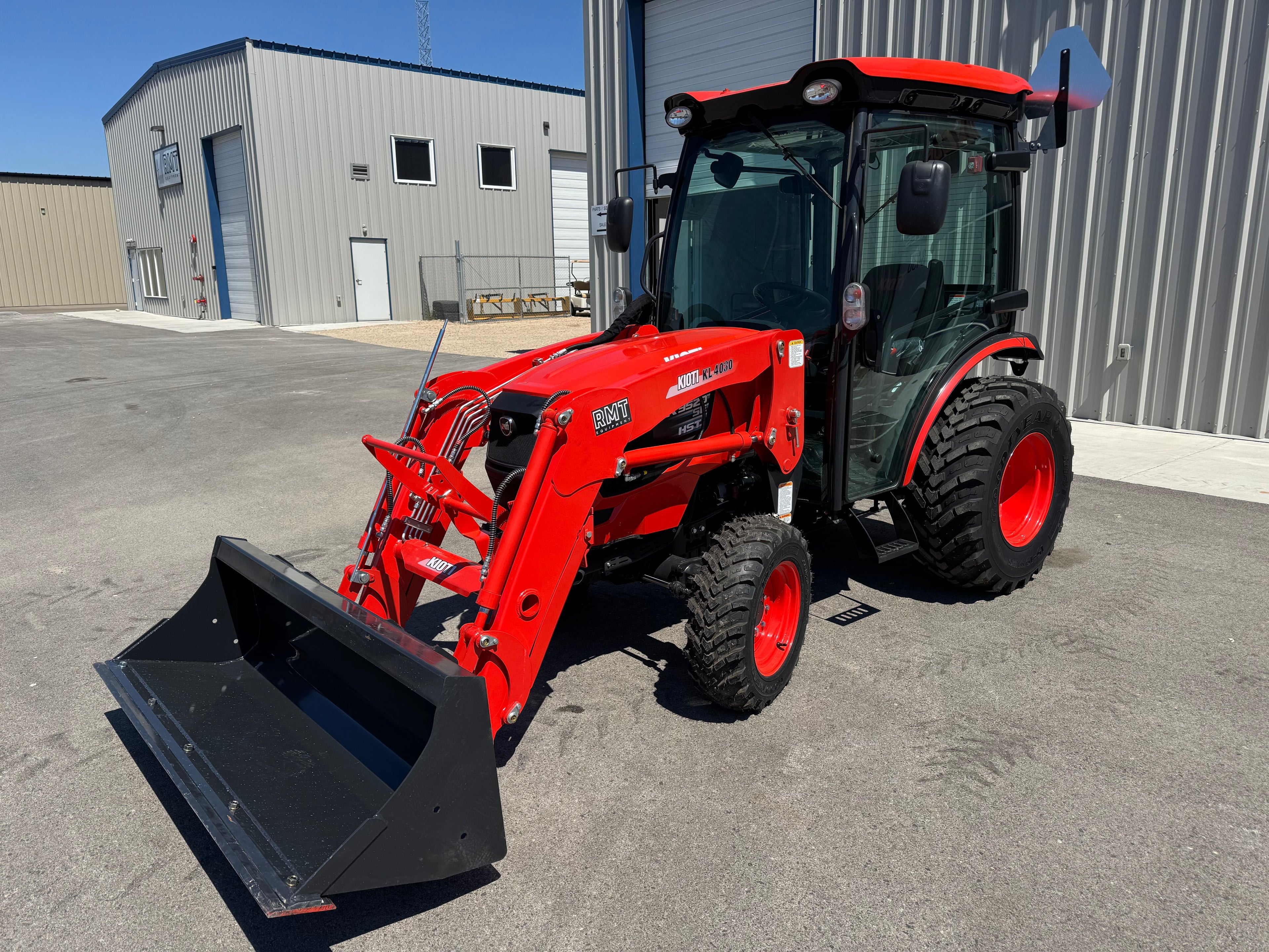 KIOTI CK3520SEHCB**0%FINANCING AVAILABLE**