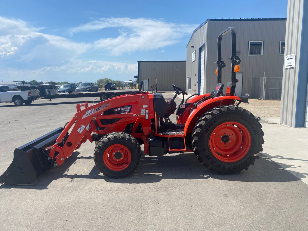 KIOTI DK5320SE HST **0% FINANCING AVAILABLE**