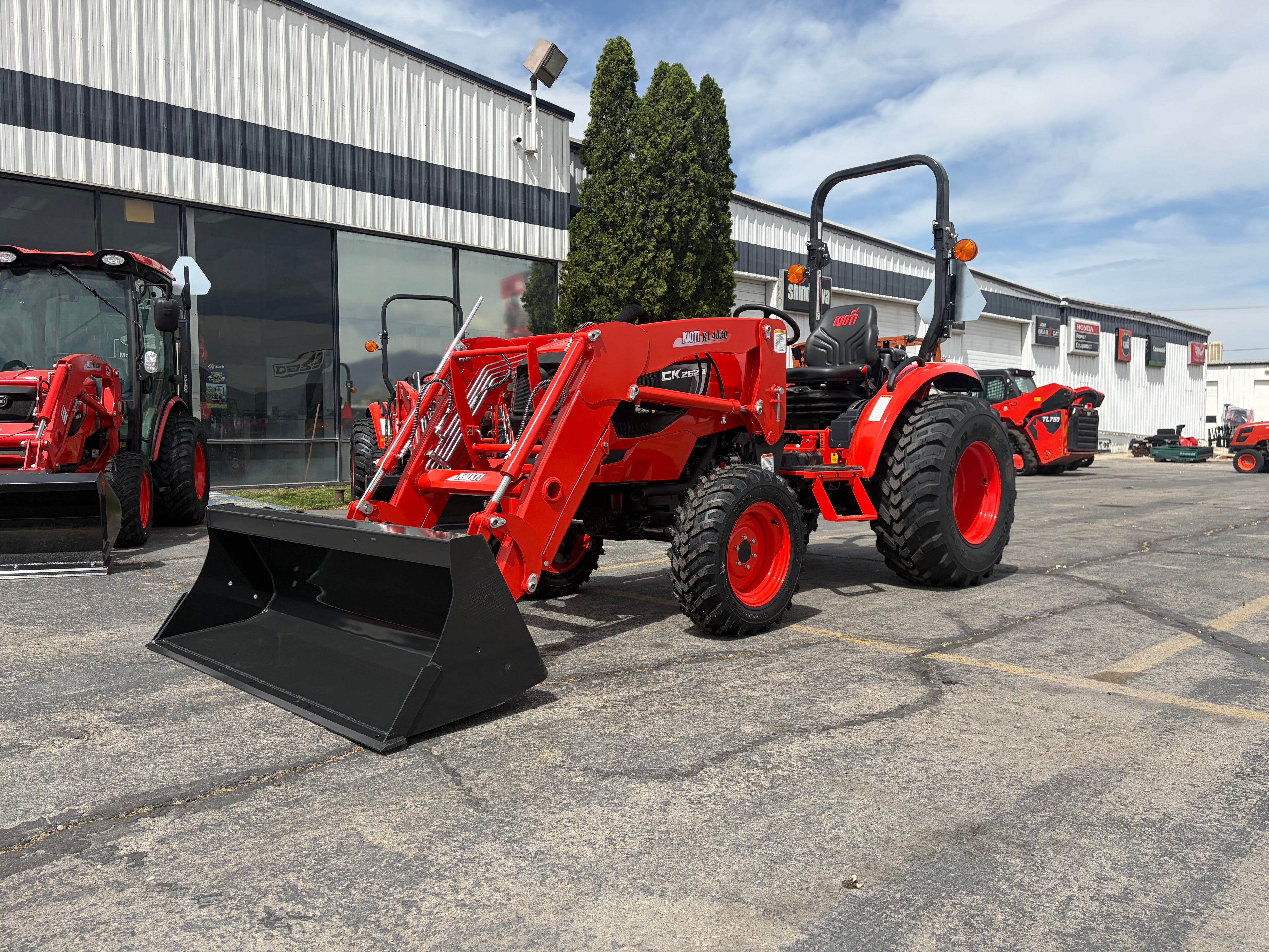 2026 Kioti CK 2620 HST Compact Tractor