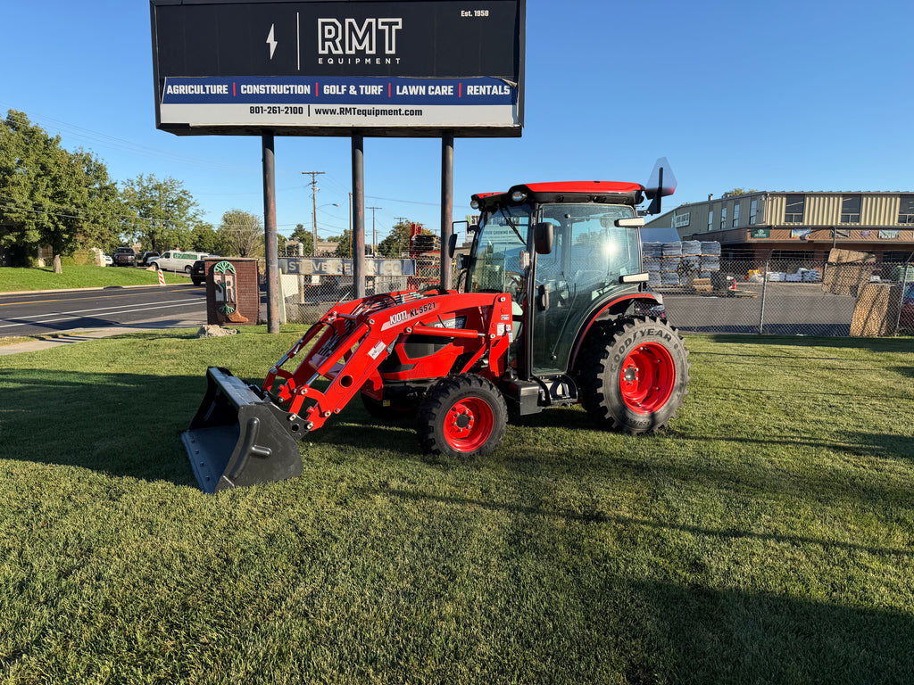New KIOTI  DK4720 HST Tractor with Cab