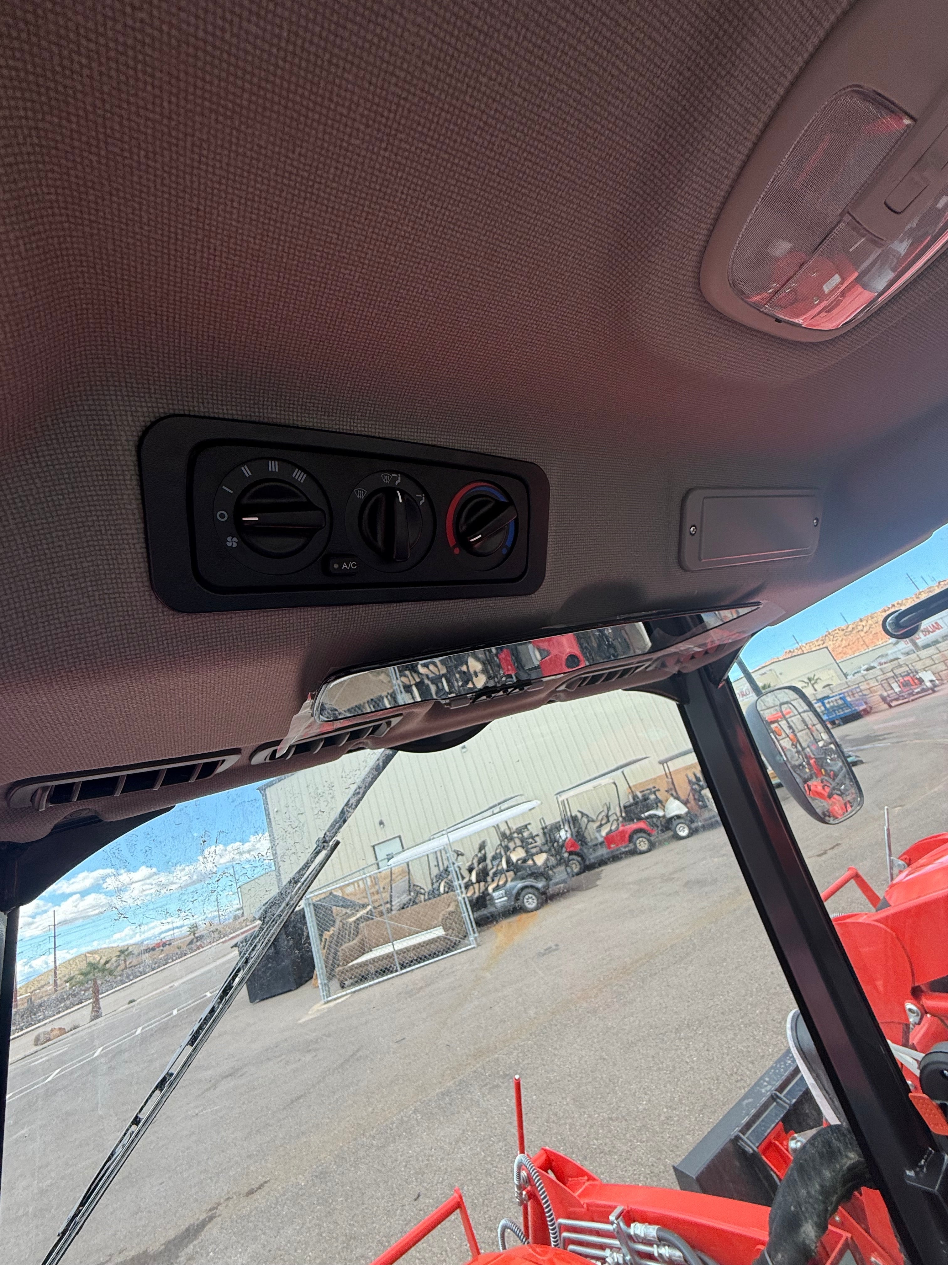 Kioti CX2510 HST Cab *** 0% financing available***