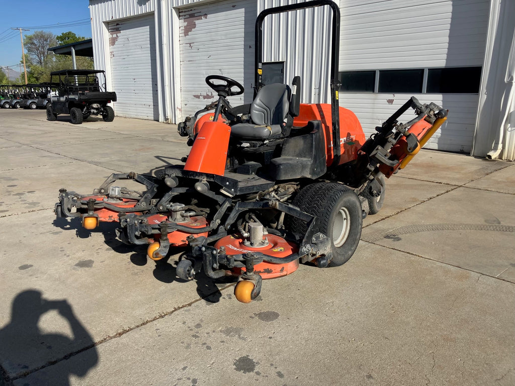 Pre-Owned Jacobsen AR722 - 3300 Hours