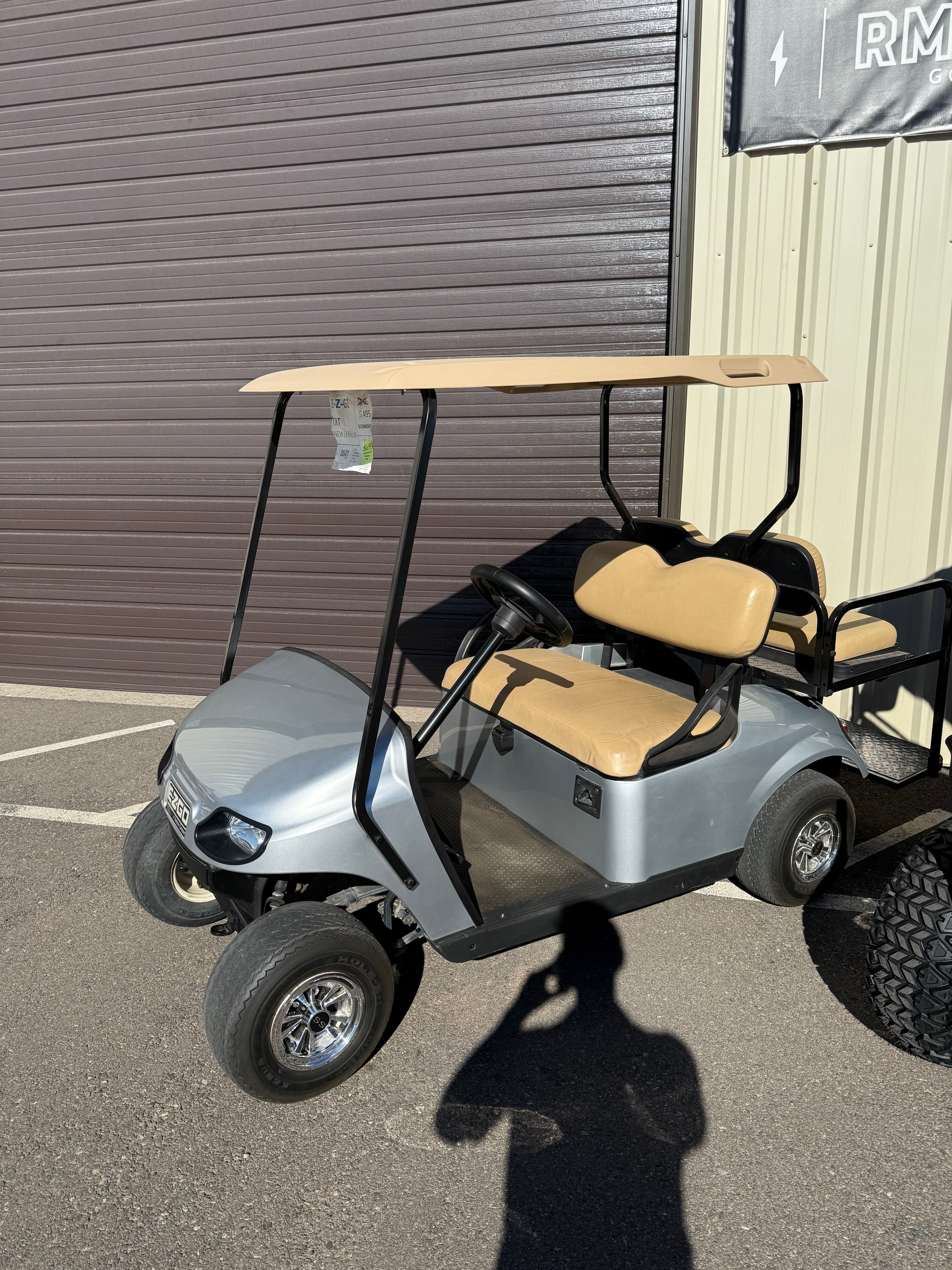 2017 EZGO TXT NEW Lithium Golf Cart