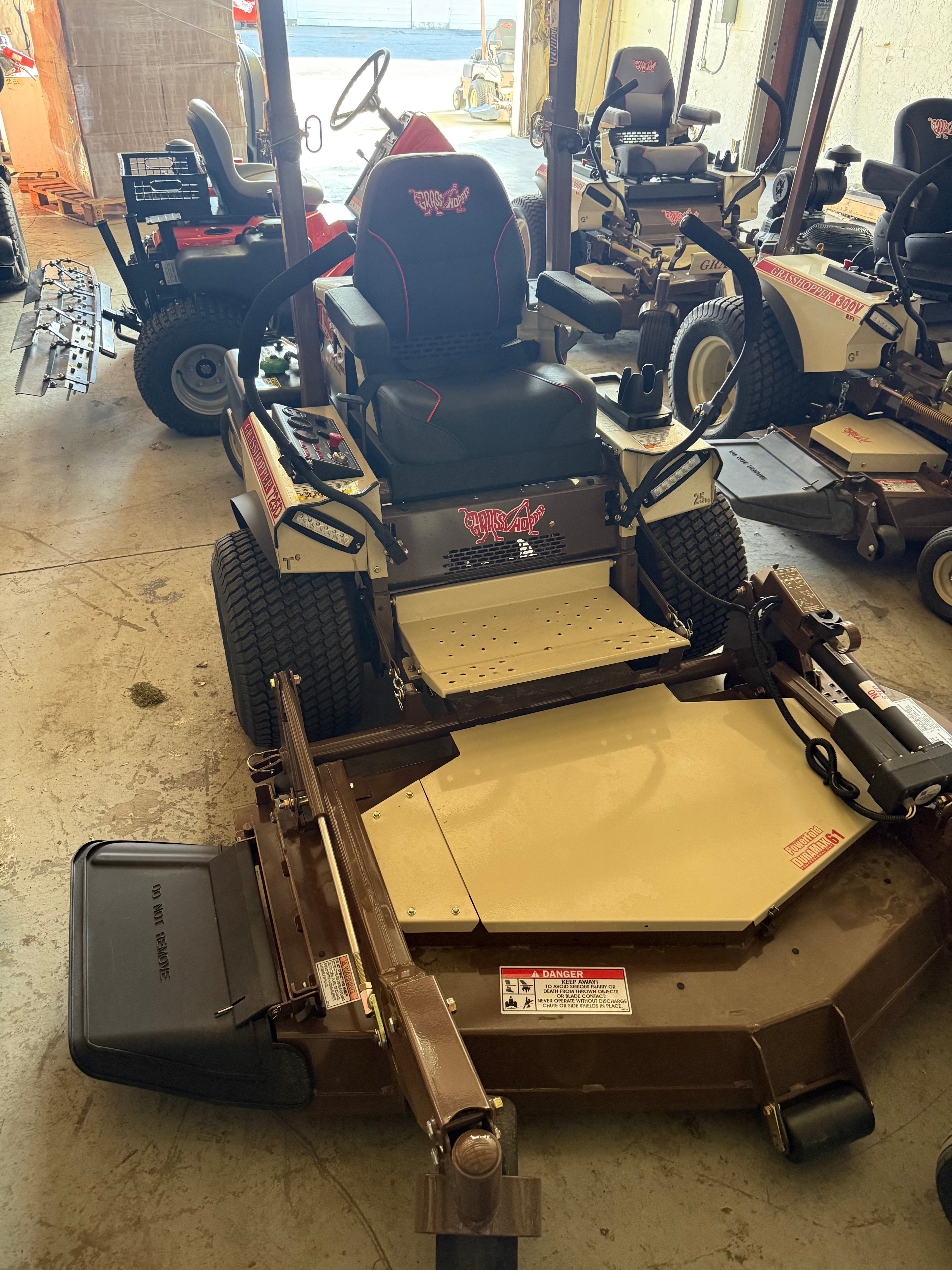 Grasshopper 725DT with 25 HP Diesel Engine & 3661 61" PowerFold® Deck