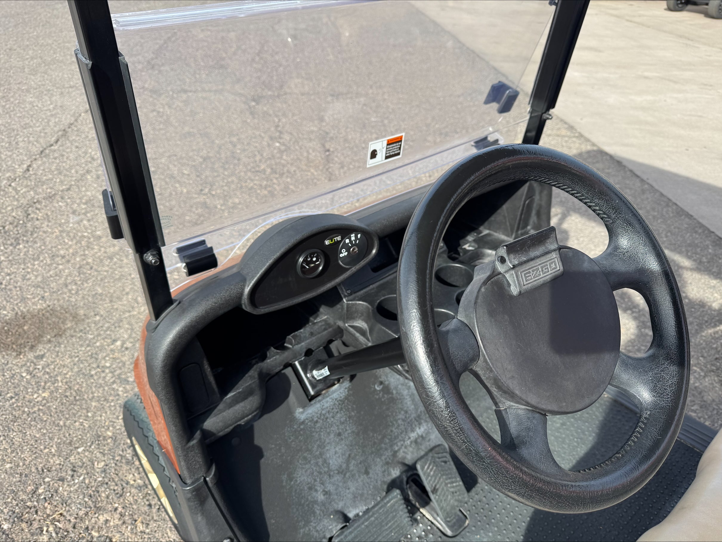 2019 EZGO RXV ELiTE Lithium Golf Cart