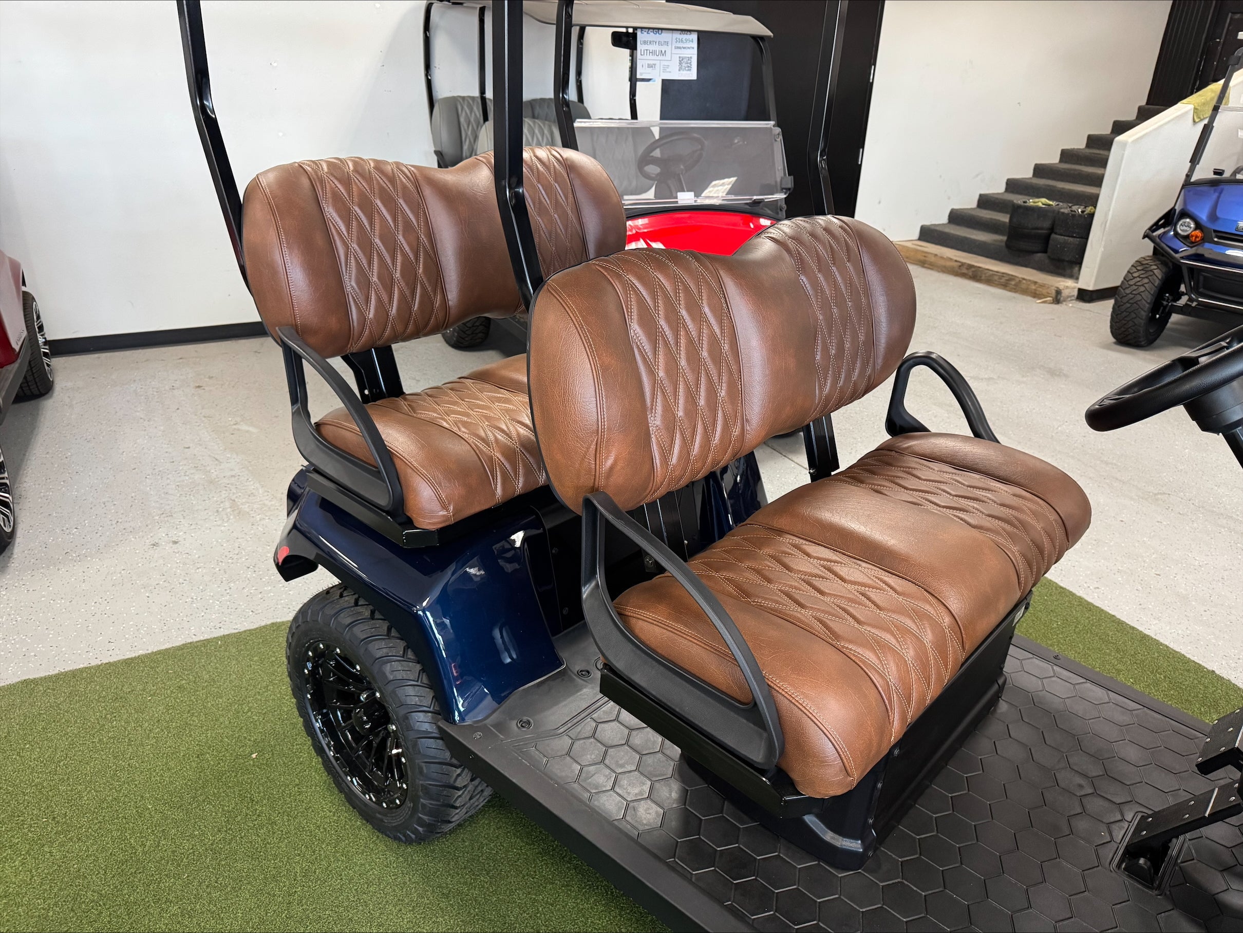New 2025 EZGO LIBERTY ELiTE Lithium Golf Cart