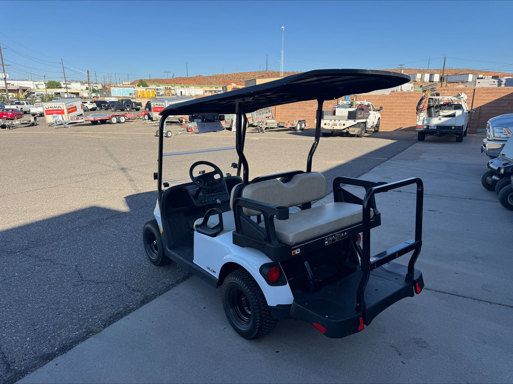 2025 EZGO VALOR 4 GAS Golf Cart