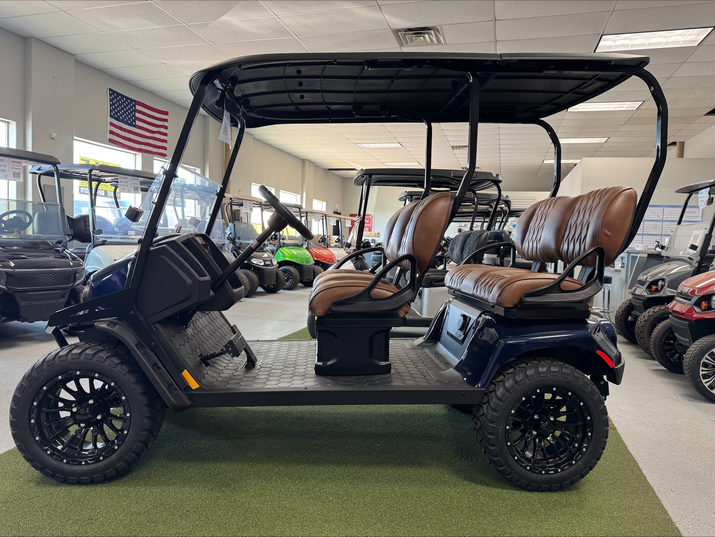New 2025 EZGO LIBERTY ELiTE Lithium Golf Cart